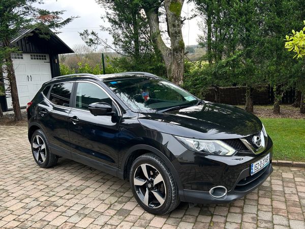 Nissan Qashqai Hatchback, Petrol, 2015, Black