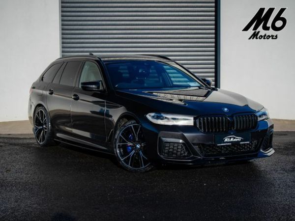 BMW 5-Series Estate, Petrol Hybrid, 2023, Grey