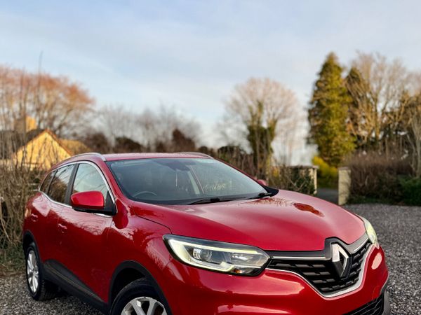 Renault Kadjar SUV, Diesel, 2017, Red