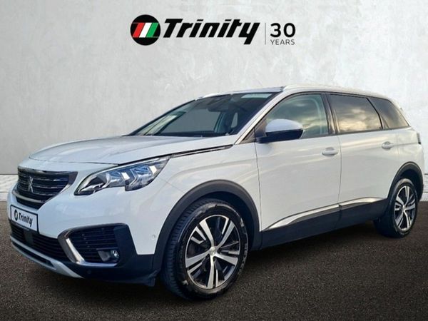 Peugeot 5008 SUV, Petrol, 2020, White
