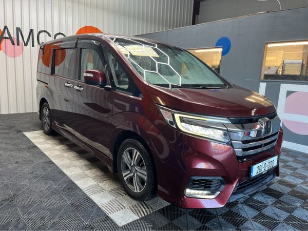 Honda Stepwagon MPV, Petrol Hybrid, 2020, Red