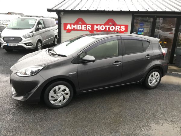 Toyota Aqua Hatchback, Petrol Hybrid, 2020, Grey