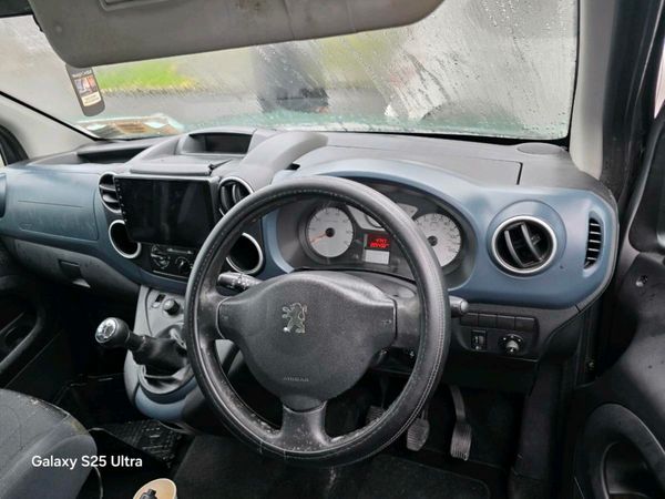 Peugeot Partner Tepee MPV, Diesel, 2011, Grey