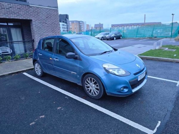 Renault Clio Hatchback, Petrol, 2010, Blue