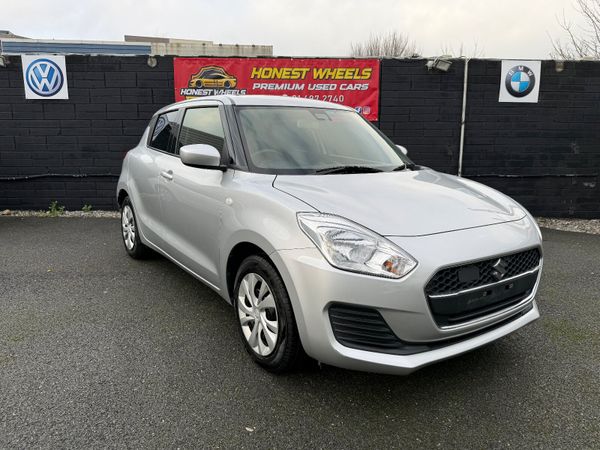 Suzuki Swift Hatchback, Petrol, 2020, Silver