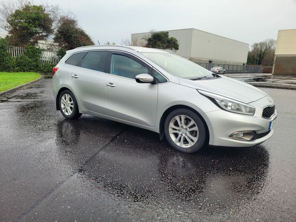 Kia Ceed Estate/Jeep, Diesel, 2012, Silver