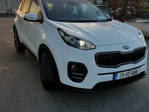 Kia Sportage SUV, Diesel, 2017, White