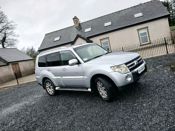 Mitsubishi Pajero SUV, Diesel, 2007, Silver