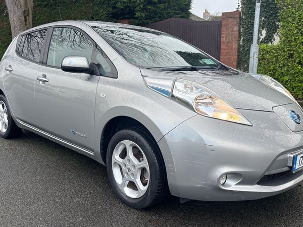 Nissan Leaf Hatchback, Electric, 2017, Grey