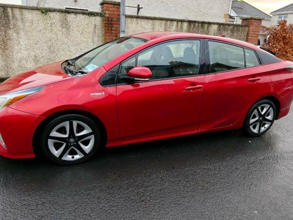 Toyota Prius Hatchback, Petrol Hybrid, 2018, Red