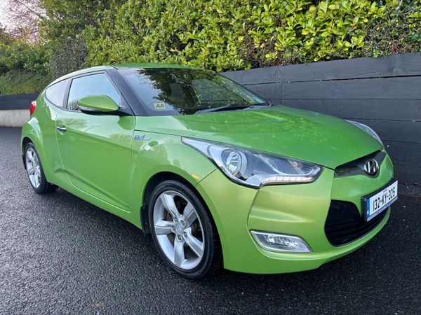 Hyundai Veloster Hatchback, Petrol, 2013, Green