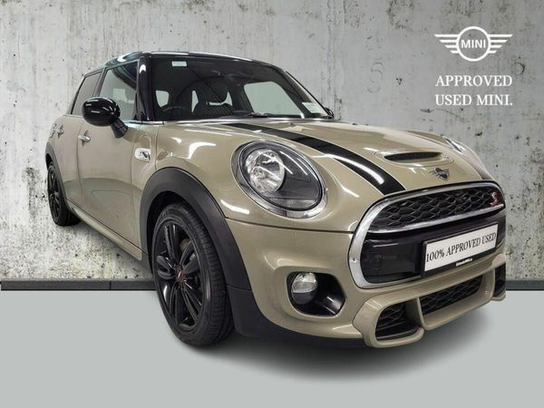 Mini Cooper Hatchback, Petrol, 2019, Grey