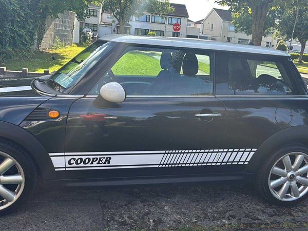 Mini Cooper Hatchback, Petrol, 2008, Black