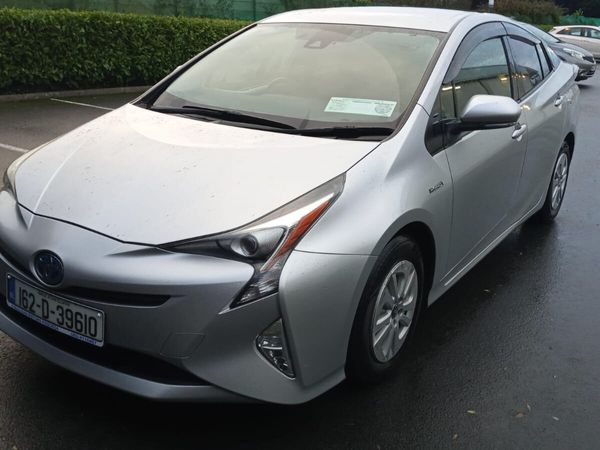Toyota Prius Hatchback, Petrol Hybrid, 2016, Silver