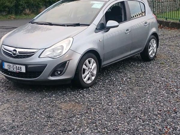 Opel Corsa Hatchback, Petrol, 2013, Silver