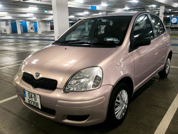 Toyota Yaris Hatchback, Petrol, 2004, Pink