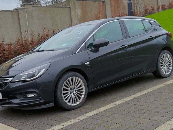 Vauxhall Astra Hatchback, Diesel, 2016, Black