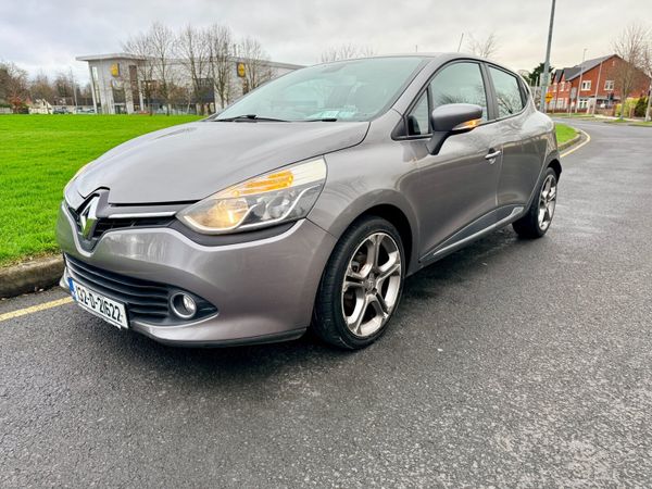 Renault Clio Hatchback, Petrol, 2013, Grey