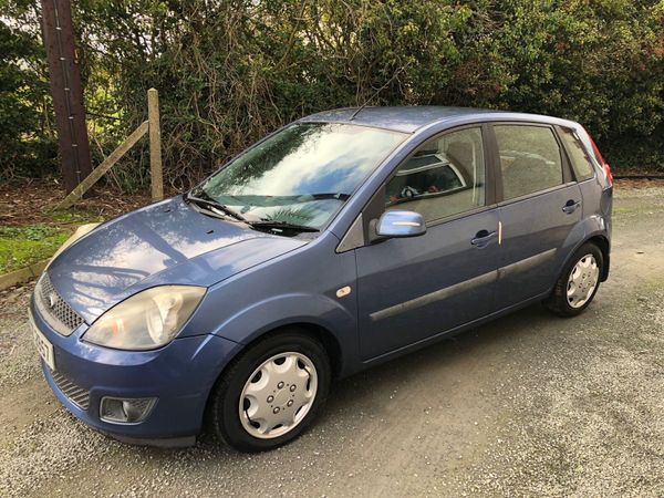 Ford Fiesta Hatchback, Petrol, 2006, Blue