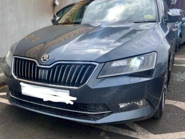 Skoda Superb Saloon, Diesel, 2017, Grey