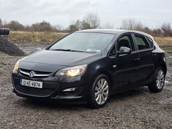 Vauxhall Astra Hatchback, Diesel, 2012, Black
