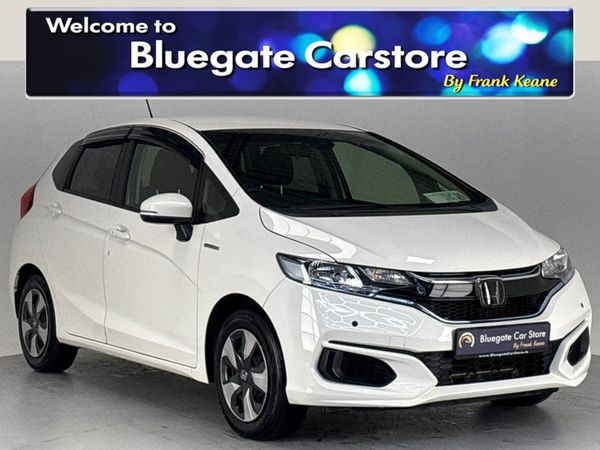 Honda Fit Hatchback, Petrol Hybrid, 2018, White