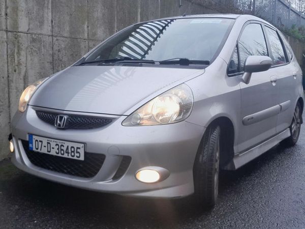 Honda Jazz Hatchback, Petrol, 2007, Grey
