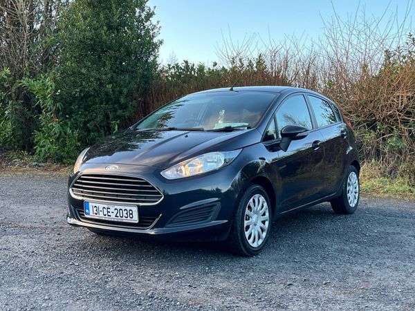 Ford Fiesta Hatchback, Petrol, 2013, Black