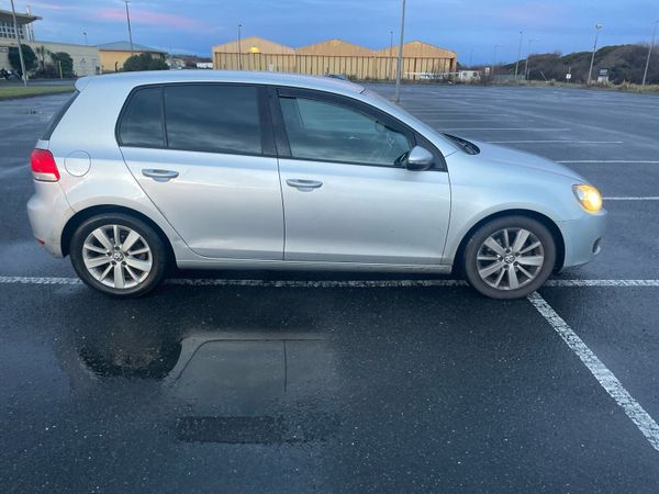 Volkswagen Golf Hatchback, Diesel, 2012, Silver