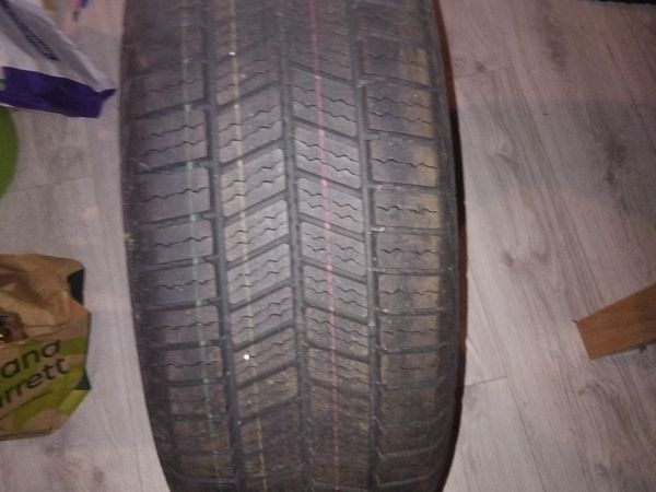 Peugeot 5008 MPV, Petrol, 2020, Black