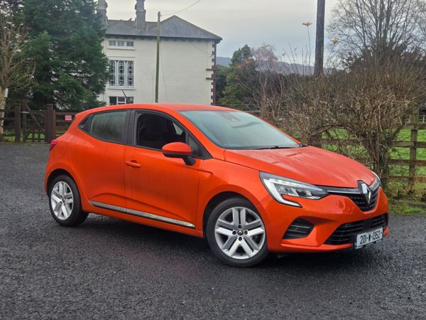 Renault Clio Hatchback, Petrol, 2020, Orange
