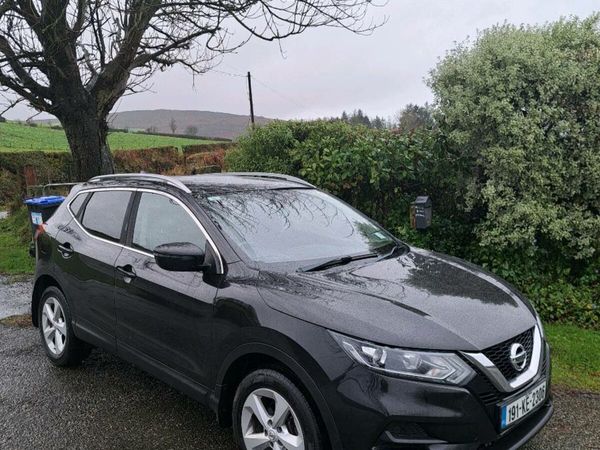Nissan Qashqai MPV, Diesel, 2019, Black
