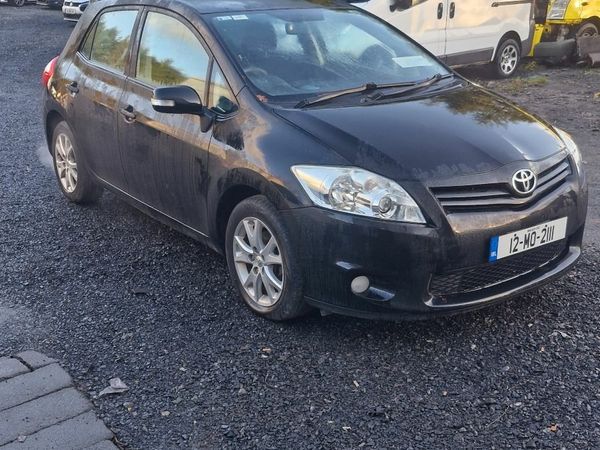 Toyota Auris Hatchback, Petrol, 2012, Black
