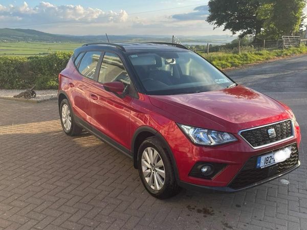 SEAT Arona SUV, Diesel, 2018, Red