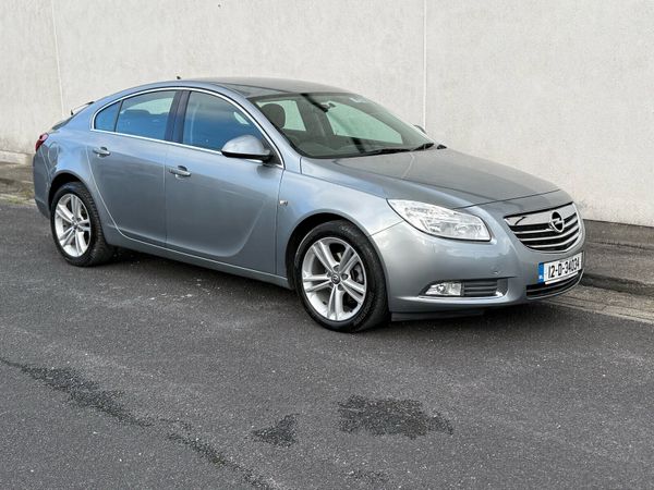 Opel Insignia MPV, Diesel, 2012, Silver