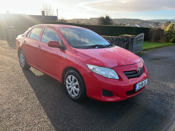 Toyota Corolla Saloon, Diesel, 2009, Red
