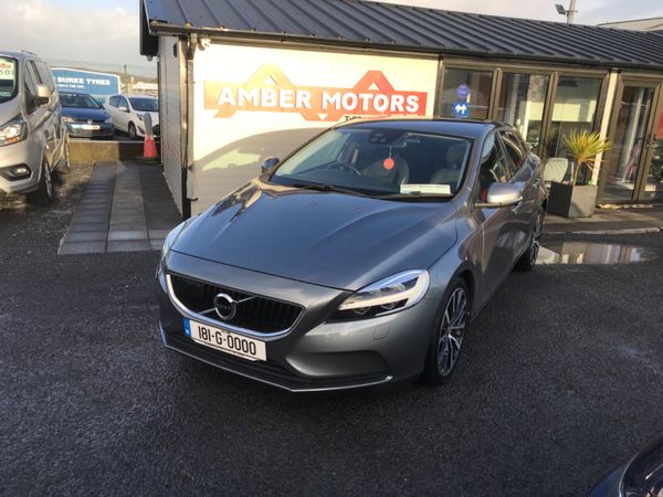 Volvo V40 Hatchback, Diesel, 2018, Grey