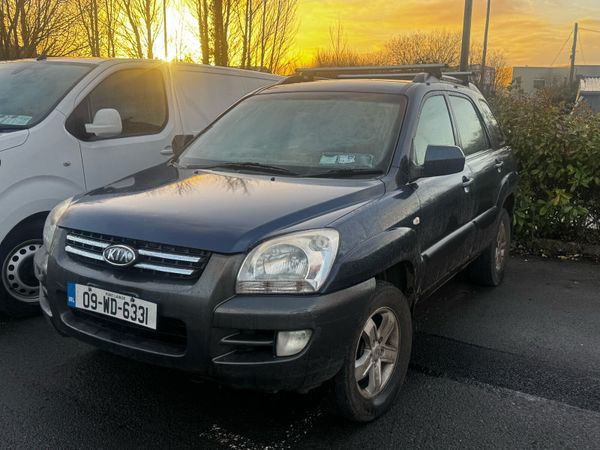 Kia Sportage SUV, Diesel, 2009, Blue