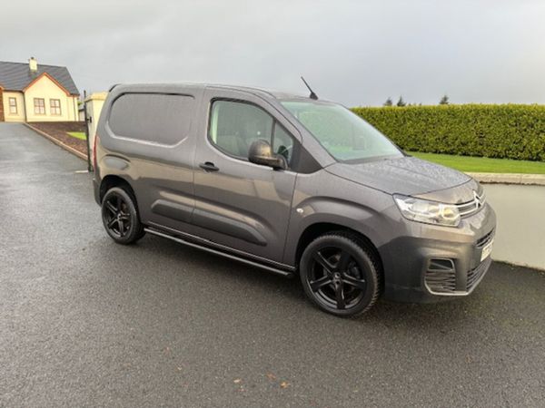 Citroen Berlingo MPV, Diesel, 2024, Grey