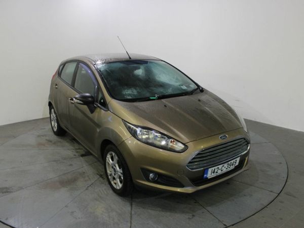 Ford Fiesta Hatchback, Petrol, 2014, Brown