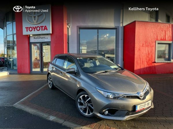 Toyota Auris Hatchback, Petrol, 2017, Grey