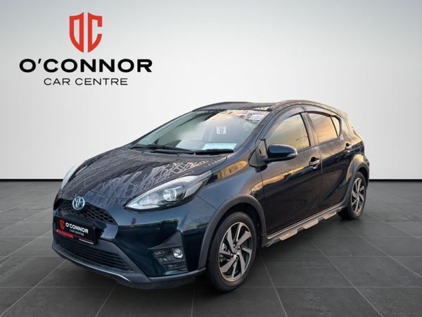 Toyota Aqua Hatchback, Petrol Hybrid, 2018, Black