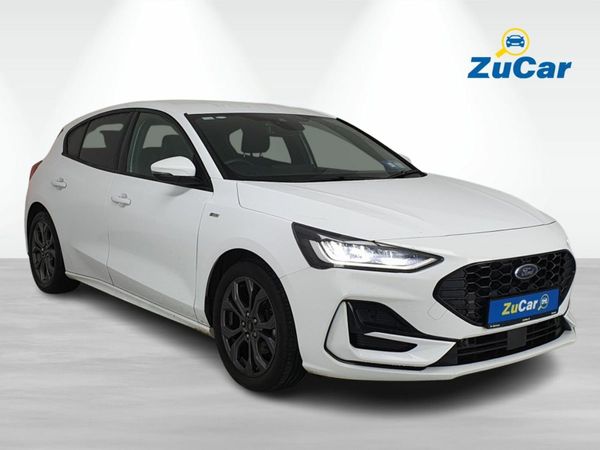 Ford Focus Hatchback, Petrol, 2022, White