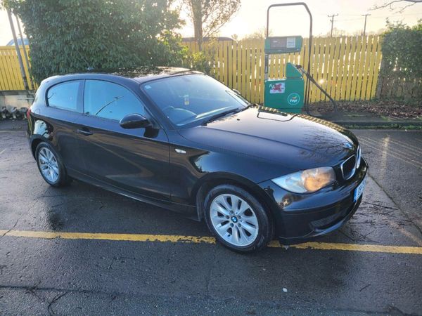 BMW 1-Series Hatchback, Diesel, 2009, Black