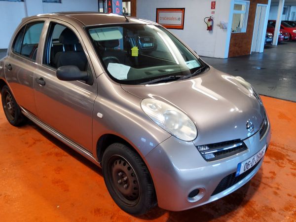 Nissan Micra Hatchback, Petrol, 2006, Gold