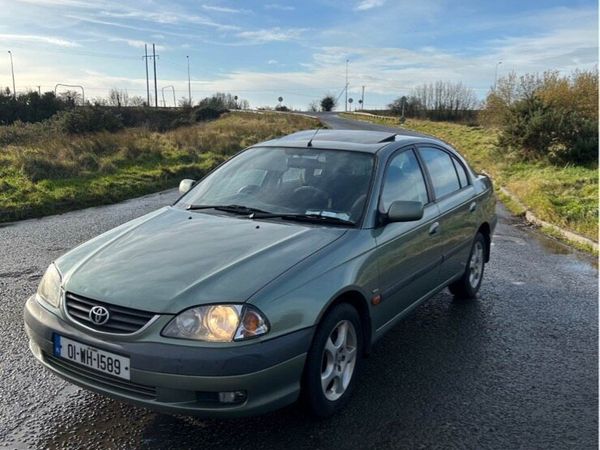 Toyota Avensis Saloon, Petrol, 2001, Green
