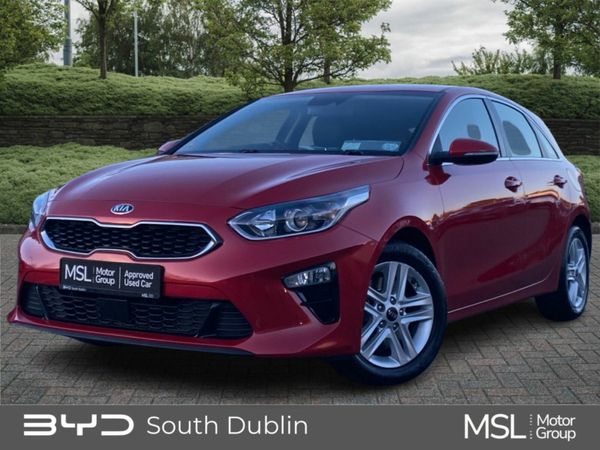 Kia Ceed Hatchback, Petrol, 2019, Red
