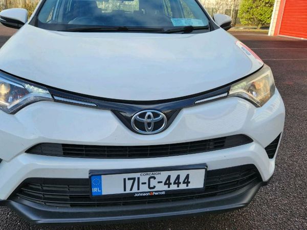 Toyota RAV4 SUV, Diesel, 2017, White