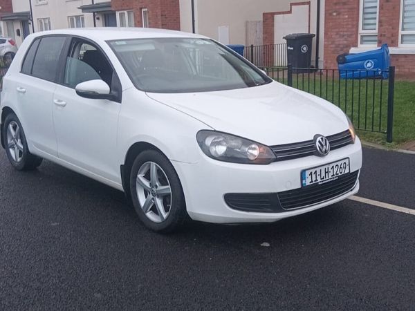 Volkswagen Golf Hatchback, Petrol, 2011, White