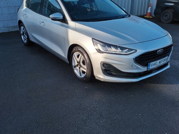Ford Focus Hatchback, Petrol, 2022, Silver